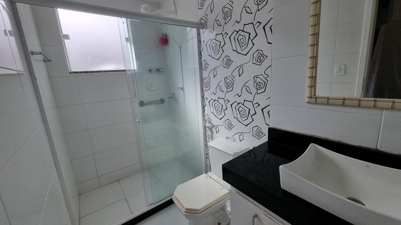 Zenit Hostel Da Cris Cabo Frio Kültér fotó